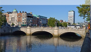 Die O'Connell Bridge in Dublin Die O'Connell Bridge in Dublin