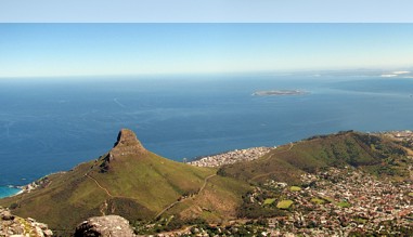 Blick auf die Bucht von Kapstadt vom Tafelberg aus
