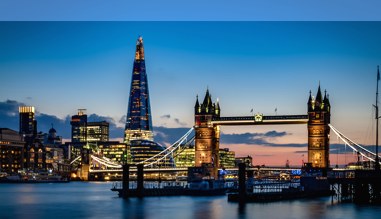 Blick auf die Tower Bridge in London