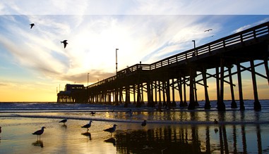 Sonnenuntergang am Strand von Newport Beach