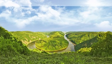 Blick auf die Saarschleife - eine der Sehenswürdigkeiten des Saarlands