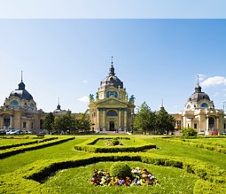 Das Szechenyi Bad in Budapest