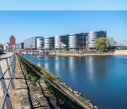 Die fünf Boote in Duisburg