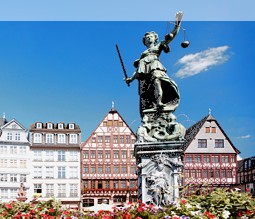 Blick auf das Rathaus von Frankfurt - den Frankfurter Römer