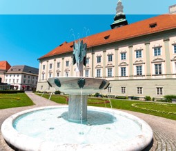 Blick auf das historische Zentrum von Klagenfurt