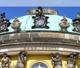 Schloß Sanssouci in Potsdam - Bildrechte siehe Impressum (Potsdam) Schloß Sanssouci in Potsdam