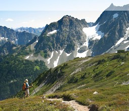 Pelton Peak, Yawning Glacier und Magic Mountain im Washington