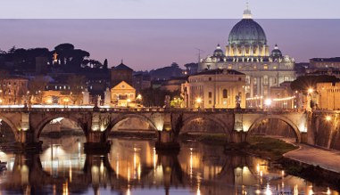 Nächtlicher Blick über den Tiber in Rom Nächtlicher Blick über den Tiber in Rom